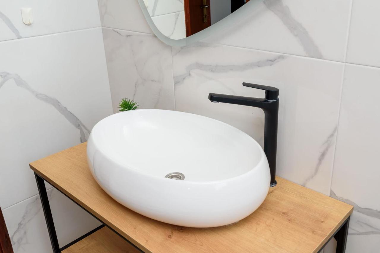 Apartments Morska Vila 3 Komarna Zewnętrze zdjęcie