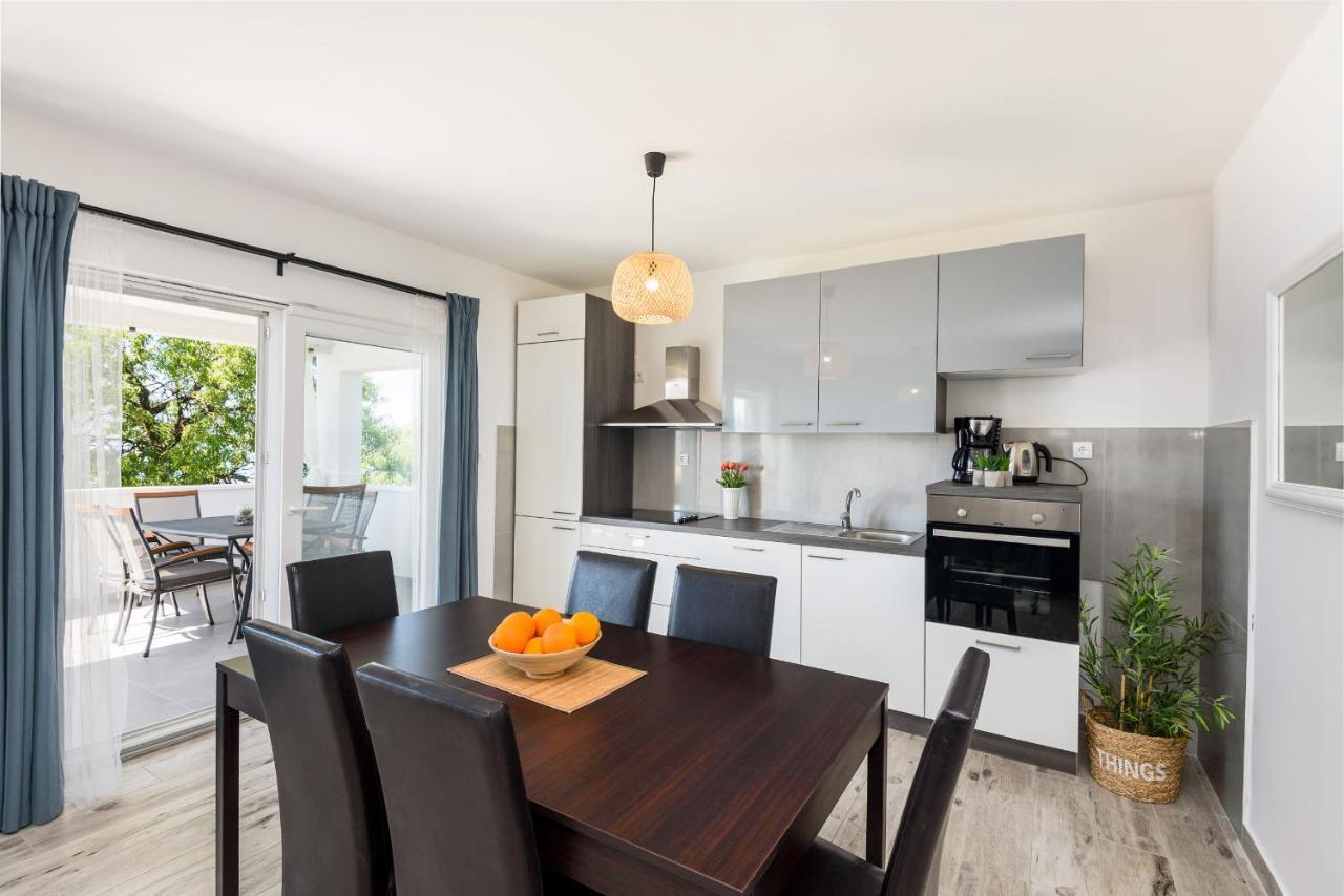 Apartments Morska Vila 3 Komarna Zewnętrze zdjęcie